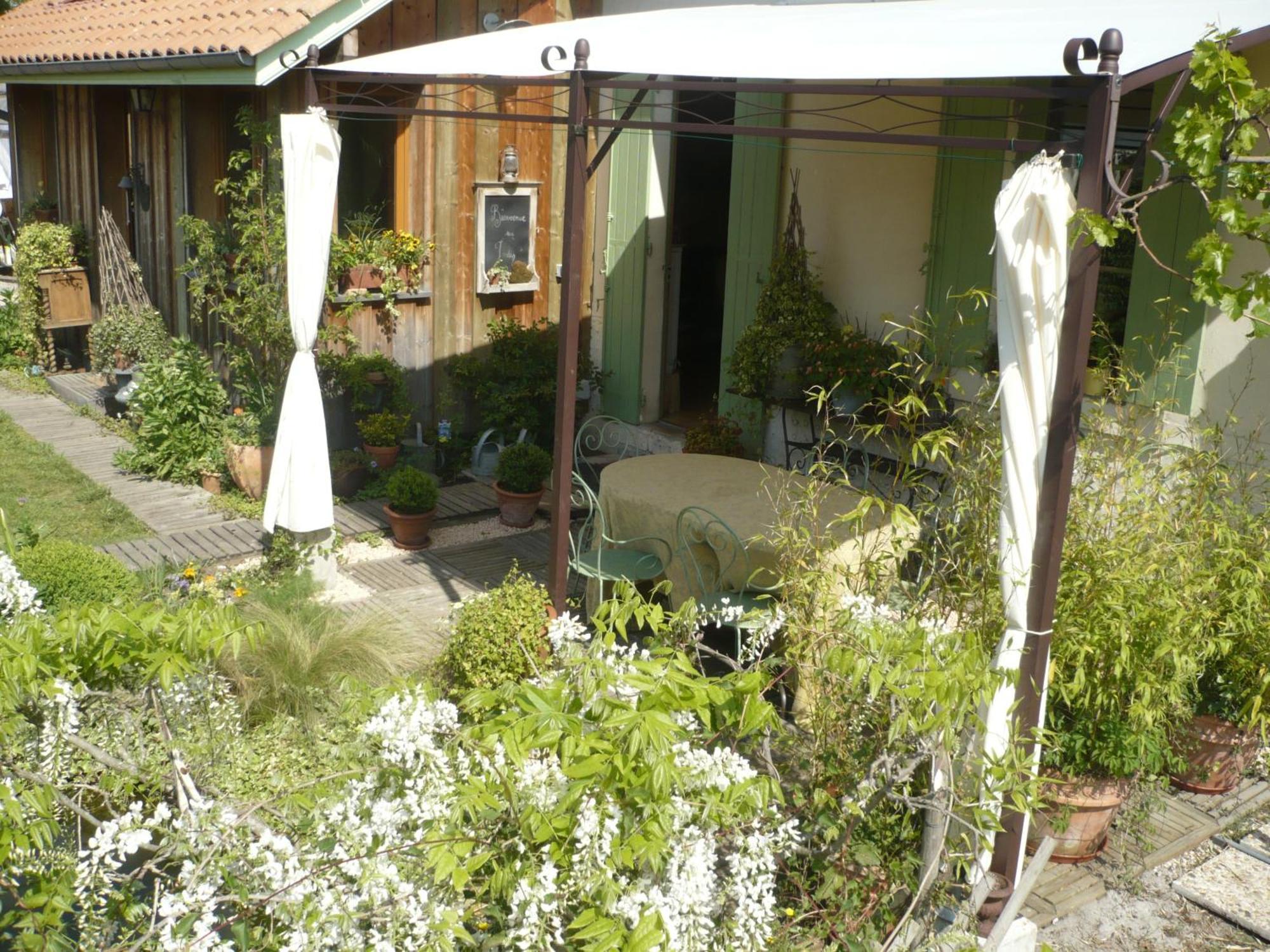 Chambres "Au Jardin" บิสการ์รอส ภายนอก รูปภาพ